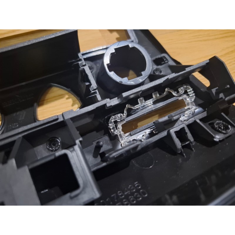 Renault Megane 2 Uyumlu Torpido Radyo Klima Çerçevesi (ANALOG) Füme