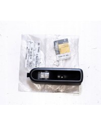 Renault Megane 2 Arka Cam Düğme Çerçevesi – 2002-2010 Uyumlu Renault Megane 2 Arka Cam Düğme Çerçevesi – 2002-2010 Uyumlu