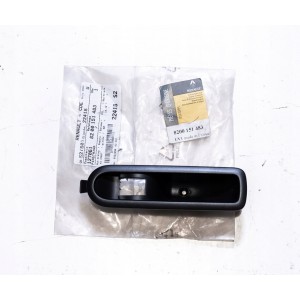 Renault Megane 2 Arka Cam Düğme Çerçevesi – 2002-2010 Uyumlu